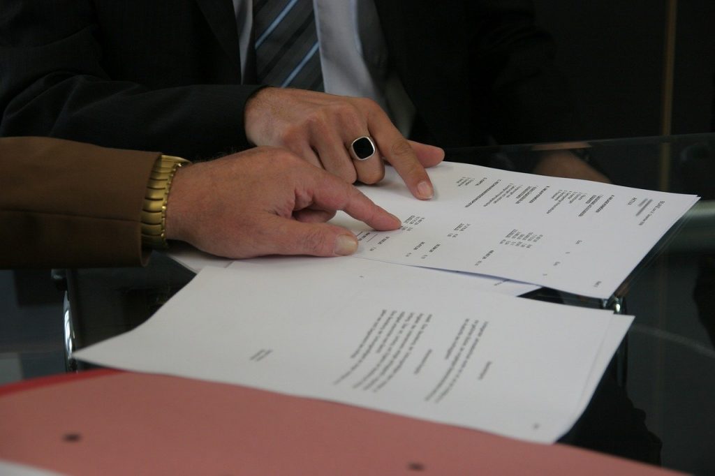 podpisywanie umowy